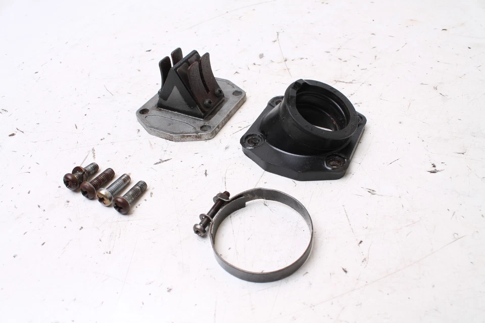 Yamaha LTMX 1973 motocicleta OEM admisión carburador bota y lengüetas válvula de caña Foto 3 de 4