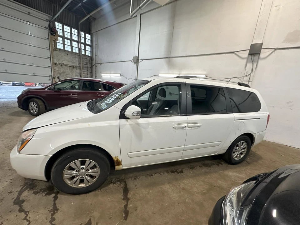 Used Rack and Pinion Assembly fits: 2012 Kia Sedona Power Rack and Pinion LWB 11 Foto 4 de 4