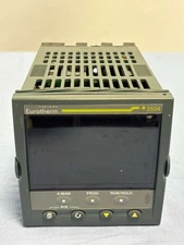 Invensys Schneider Electric Eurotherm 3504 Temperature Controller Part 4005892