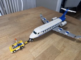 LEGO City 3181 Passenger Plane & 3658 Police Helicopter Lot Prebuilt Minifigures