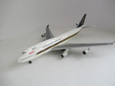 Modellflugzeuge Herpa Wings  1:200 Boeing B 7...