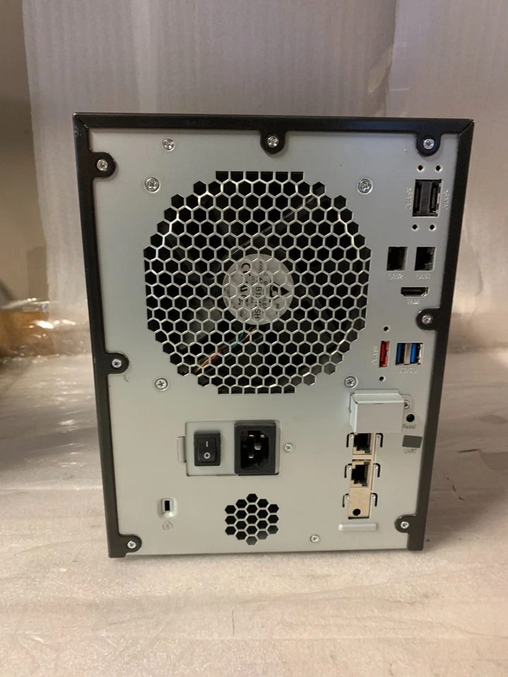 NETGEAR ReadyNAS RN51600 6-Bay | No HDD - Image 4 of 4