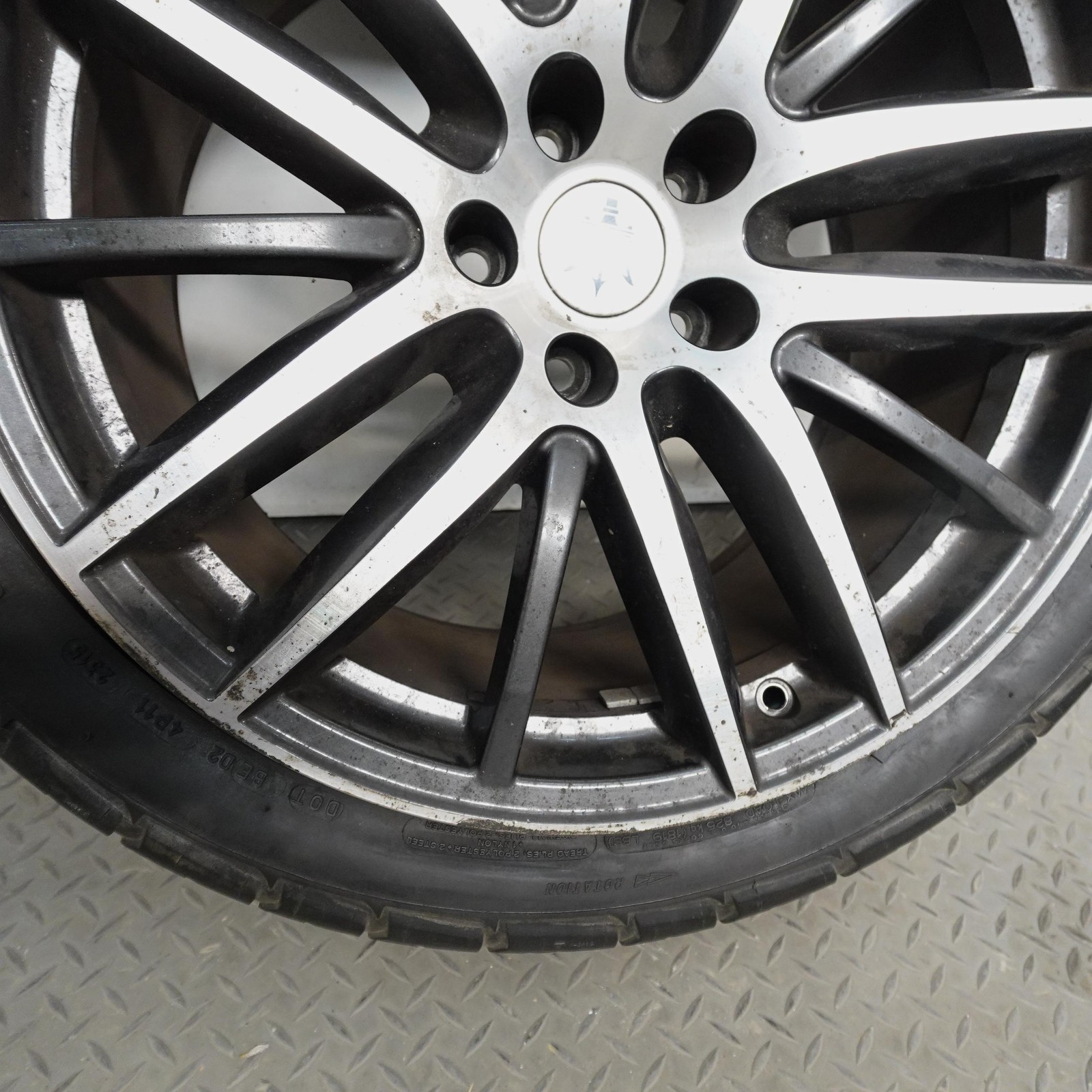 Maserati Ghibli 2014-2024 Rear Wheel P/N 670016855