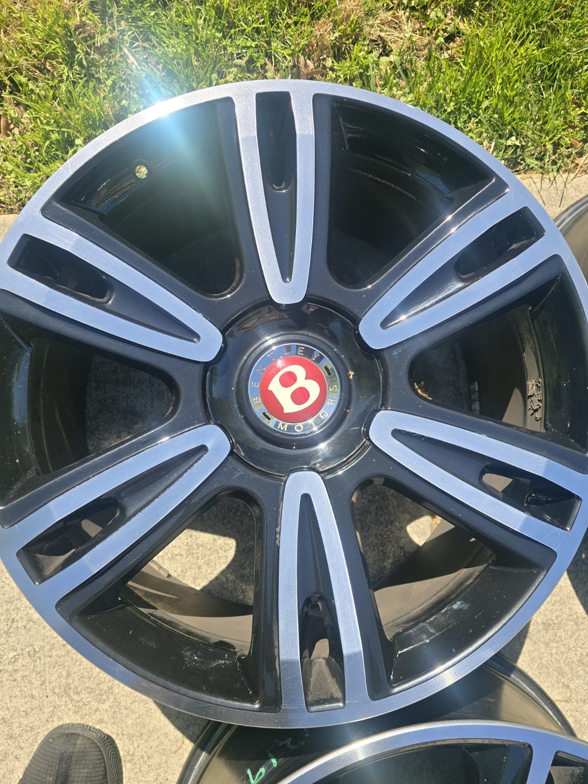 21' Factory Bentley Flying Spur Wheel Set of 4 Wheels (Like New)