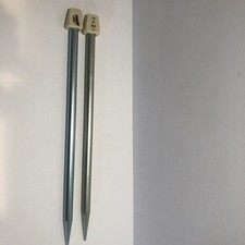 2 Needles Size 13 / 9mm Susan Bates Aluminum Straight Vintage Blue