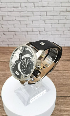 Diesel DZ-7256 3BAR Dual Time Quarz Herren Armbanduhr in sehr guter Erhaltung