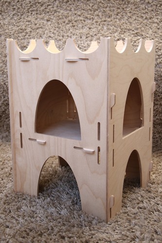 Closed Aperture Panels for Slot Together Wooden Guinea Pig Castle - Picture 6 of 8