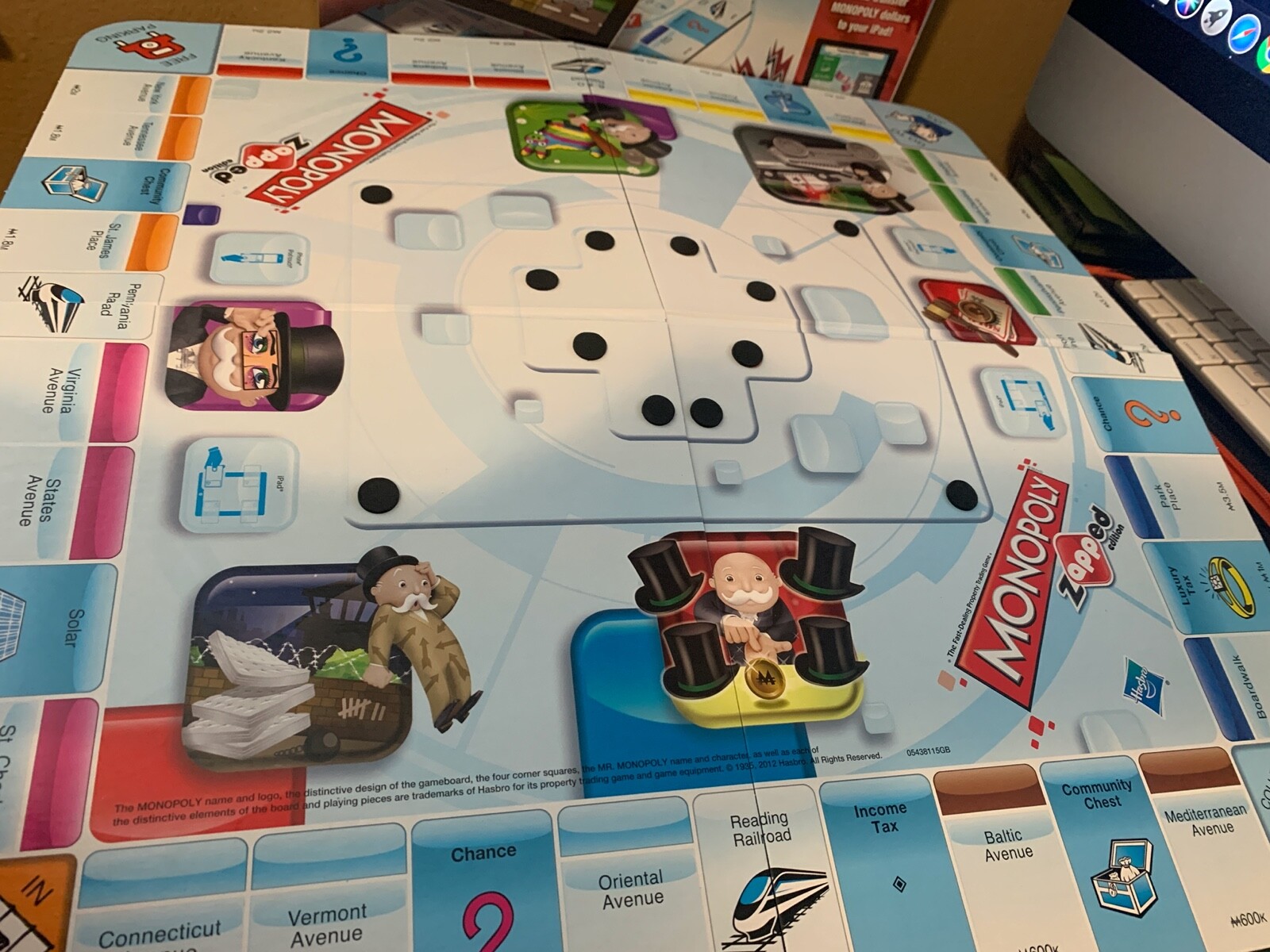 Monopoly Zapped Edition Hasbro Complete Board Game use w/ iPad iPhone iPod Touch