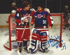 SHAUN WEISS SIGNED 'THE MIGHTY DUCKS' GOLDBERG 8x10 MOVIE PHOTO w/COA PROOF