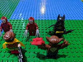 LEGO 70905 Batman 5 Minifigs Only Robin Man-Bat Kabuki Twins + Accessories