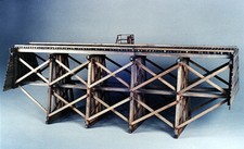 EH7246-HO: 81' Curved/Straight Trestle Kit - 4 Bent 6 Leg - HO/HOn3 Scale NIB