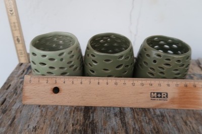 4 kleine Teelichter Cusco Keramik grün