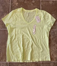 Universal Thread Tee Shirt Top V-Neck Yellow Size XXL Women’s New NWT