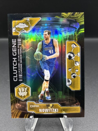 2025 Topps Chrome Dirk Nowitzki Refractors Gold (RAW)