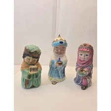 Vintage 3-Piece Wise Men Nativity Figurine Set Ceramic Pastel Christmas Decor