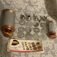 Vintage Mirro Cooky Spritz Cookie Pastry Press 12 Discs 3 Tips Icing Decorator