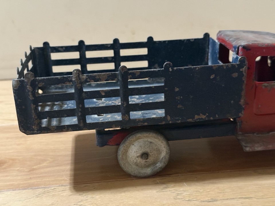 ANTIQUE VINTAGE METALCRAFT STEELCRAFT PRESSED STEEL STAKE BED TRUCK TOY ...