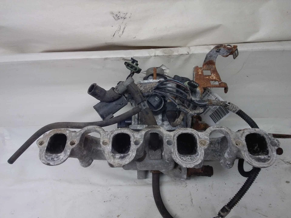 Colector de admisión Plymouth Aries 1986 1987 Foto 2 de 4