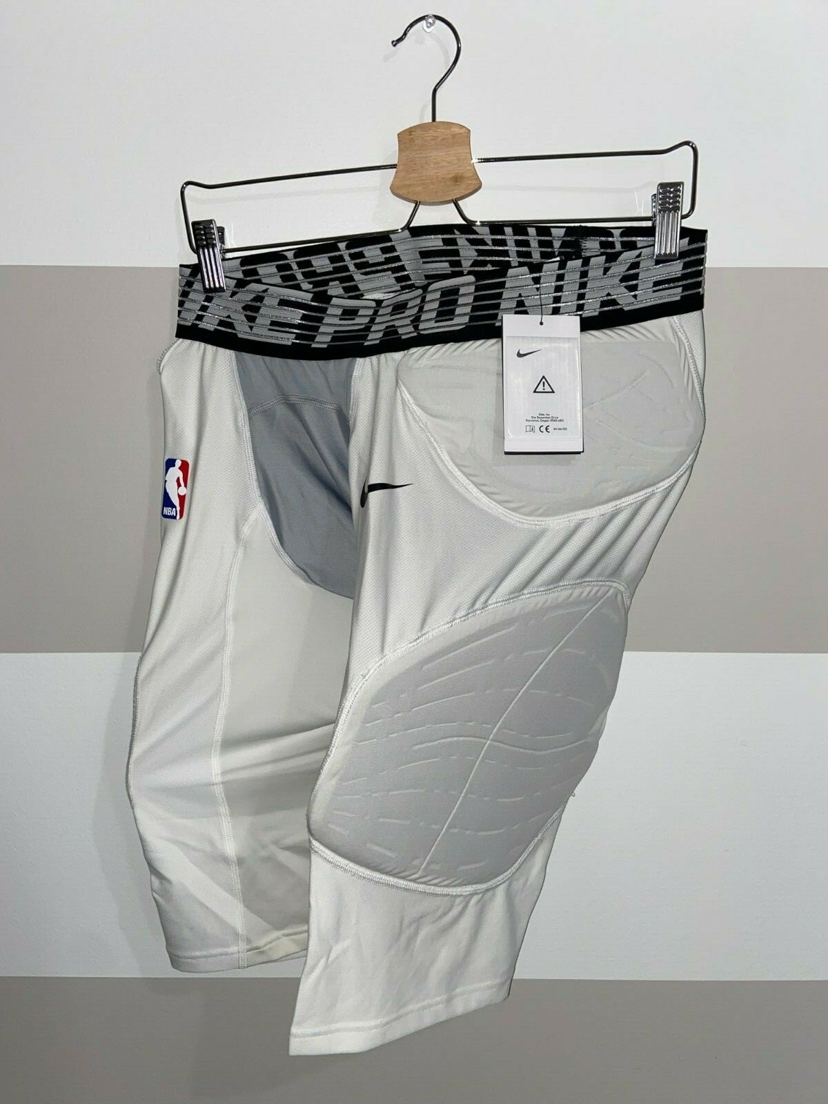 nike nba hyperstrong