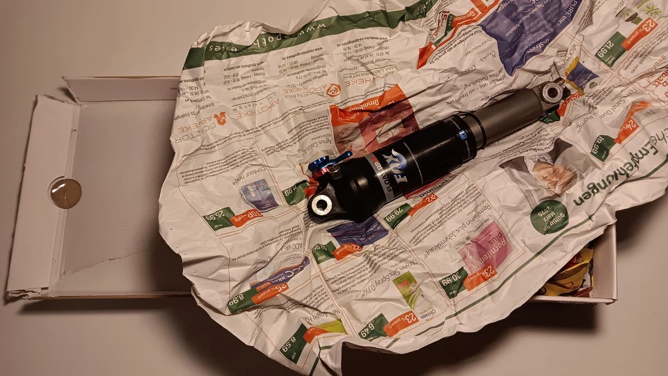 Fox Float RP 23 Air - 200mm - Mountainbike Dämpfer - schwarz - Bild 3 von 3