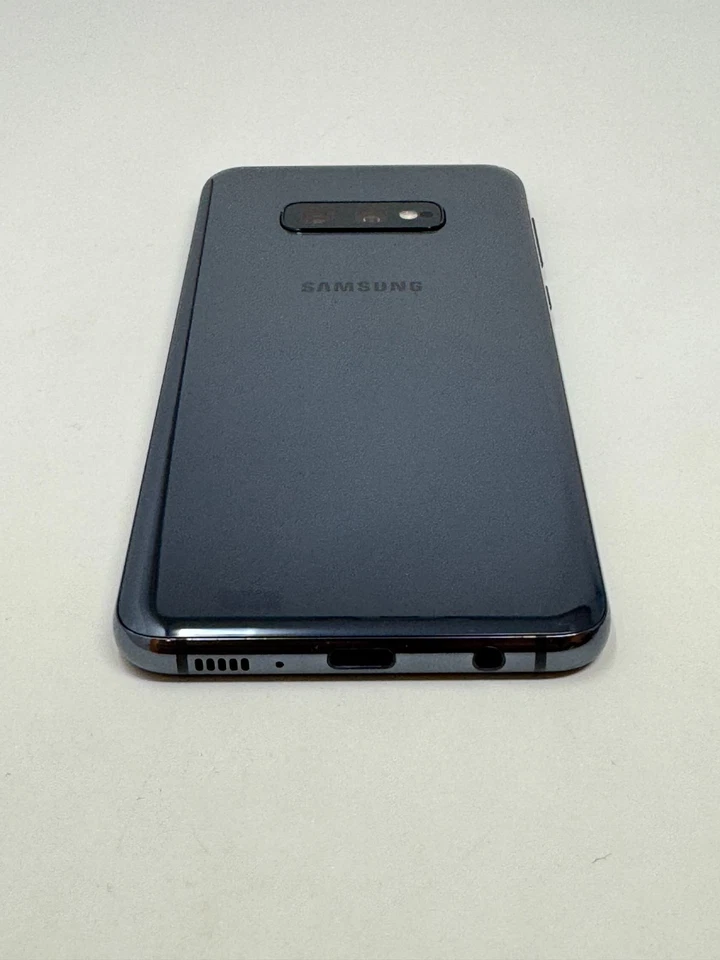 Samsung Galaxy S10e (SM-G970W) - 128GB Unlocked Prism Black - Like New 10/10 - Image 4 of 4