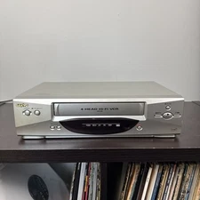 SANYO VWM696 4-Head HiFi VCR VHS Video Cassette Player Recorder No Remote Tested