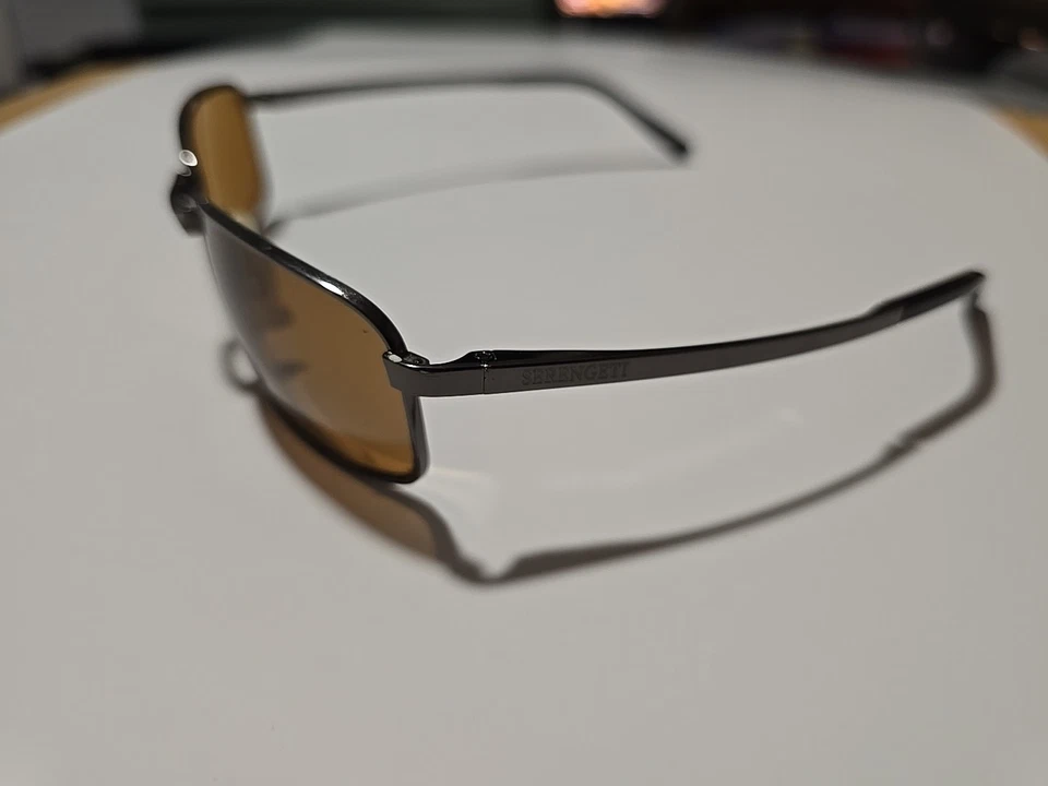 Gafas de sol Serengeti Martindale 8310 Gt negras cromadas rectangulares marcos Italia hombres Foto 2 de 4