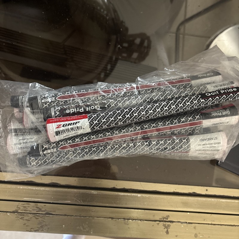 New! Golf Pride Z-Grip Cord ALIGN Golf Grip Bundle Standard .600 Rib Black Red