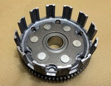Aprilia SX125 (KTB00) &auml;u&szlig;erer Kupplungskorb B045087