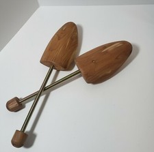 Cedar Women's Premium Cedar Shoe Tree with Tension Spring Coil Medium