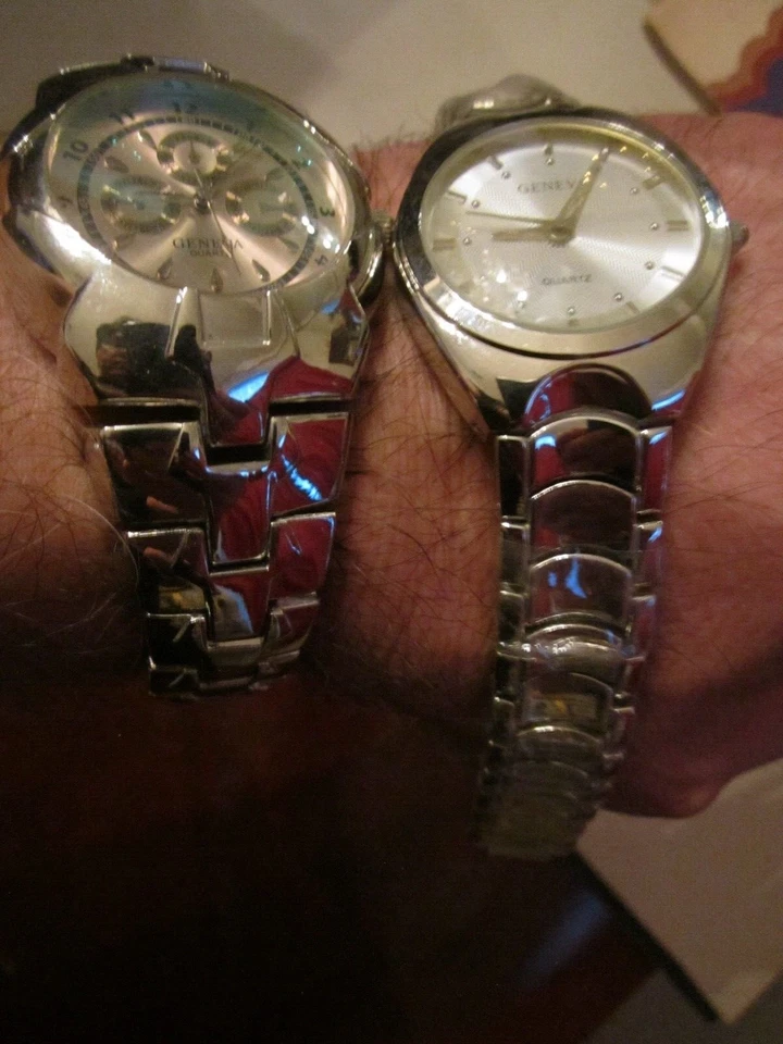 LOTE DE 2 RELOJES GINEBRA HOMBRE PESADOS - MOVIMIENTO CUARZO BBA28 Foto 2 de 4