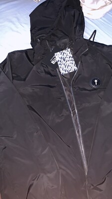 Trapstar windbreaker Size: large Comes With Tags And A Bag