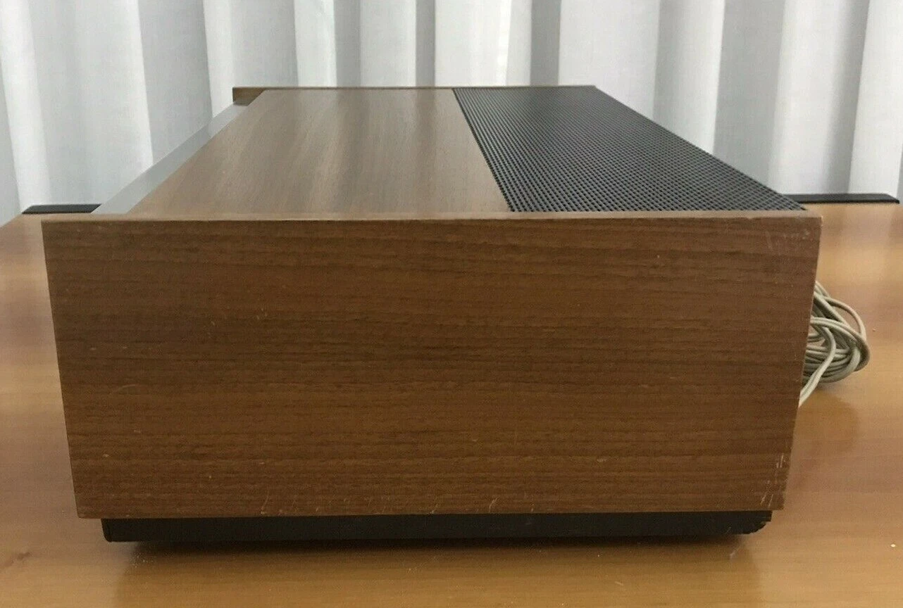 Foto 7 di 12