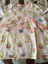 Warner Bros. Women's Nurse Scrub Top Small Pink Tweety Bird