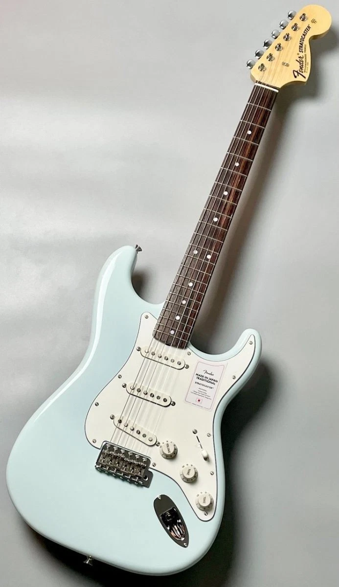 Preços baixos em Fender Classic Series Stratocaster anos 60 | eBay
