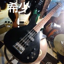 Bajo eléctrico Ibanez negro