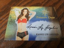 2013 Benchwarmer Treasure Chest Autograph Gold Foil Kassie Lyn Logsdon Playboy