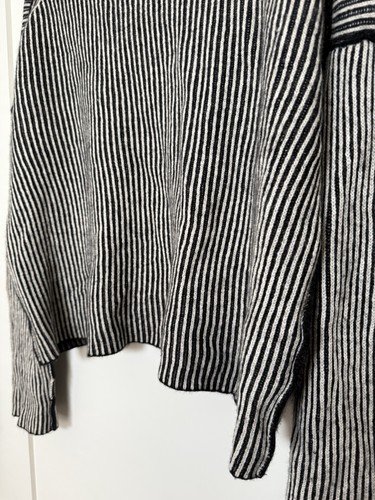 Theory Sweater Womens Sz S Black White Striped Cashmere Turtleneck Long Sleeve - Picture 8 of 12