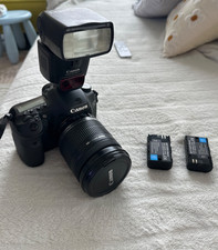 Canon EOS 7D DSLR Camera Bundle