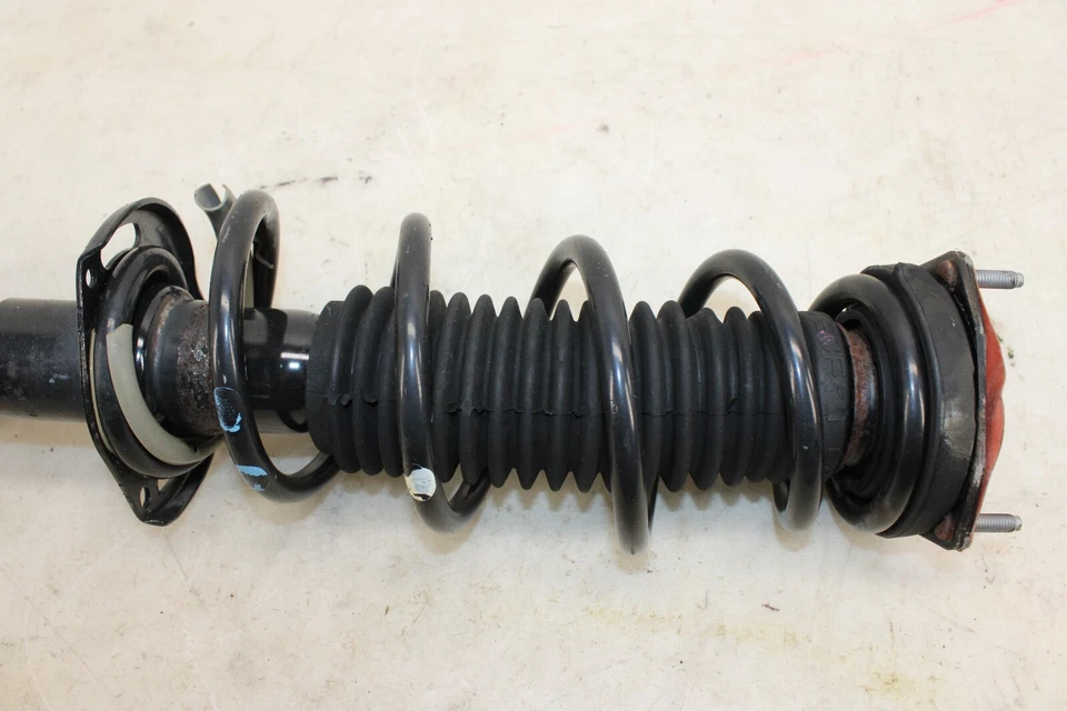 Amortecedor traseiro esquerdo adaptativo Infiniti Q50 AWD 2016-2022 562115CH0B FABRICANTE DE EQUIPAMENTO ORIGINAL KU83 - Imagem 4 de 4