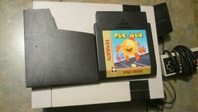 Nintendo Entertainment Console NES-001   Bundle  w/ Controllers and AC &Pac Man