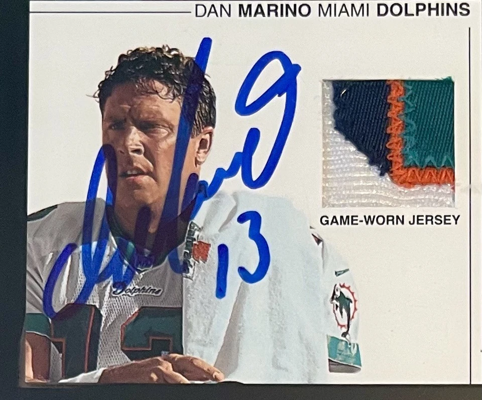 2002 FLEER SHOWCASE AIR TO THE THRONE DAN MARINO GAME WORN JERSEY & SIGNATURE - Image 3 of 4