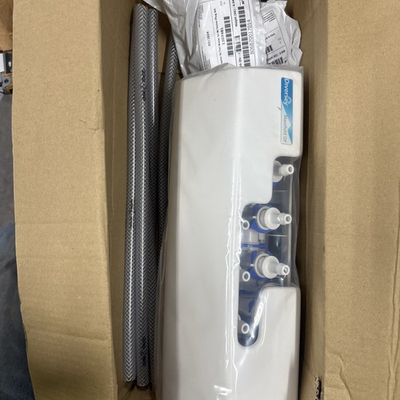 #ad #ad Diversey Manifold QF Flush 6 Ports DE091055 $175.00