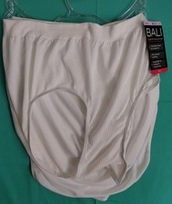 BALI Women  s 3-Pack Comfort Revolution Brief Underwear Panty 100 Nylon Size 6/7