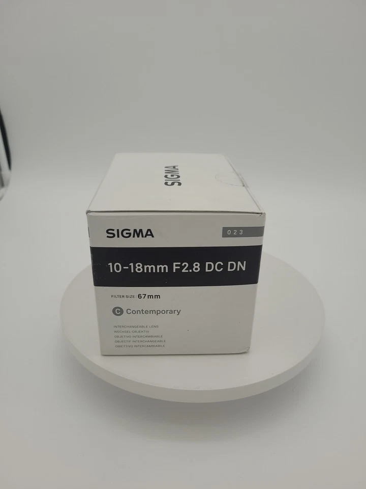 SIGMA Contemporary Lens 10-18mm F2.8 DC DN FUJIFILM X Mount With Tracking See - Image 4 of 4
