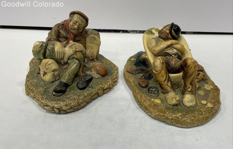 Vintage Siesta Naturecraft England Pair of Hobo Figurines