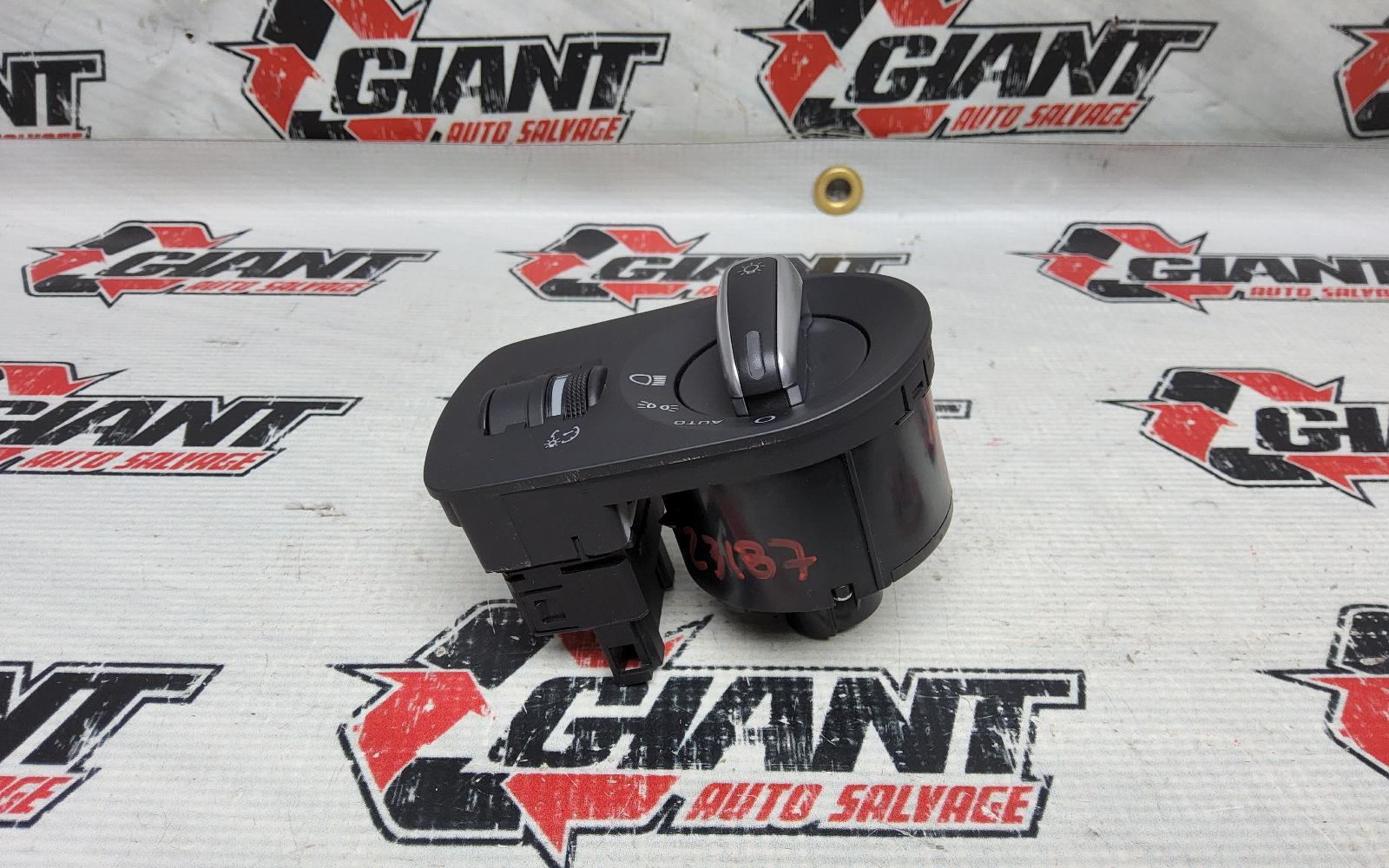 11 AUDI R8 HEADLIGHT SWITCH WITH FOG LIGHT OEM 8P1941531 