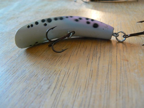 Luhr-Jensen Kwikfish K14 verde con manchas rojas y negras + 2 Kwikfish 3,25" y 2,5" - Imagen 5 de 5