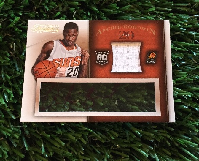 2013-14 Panini Timeless Treasures Archie Goodwin #105 Auto RC Mem Rookie Card  