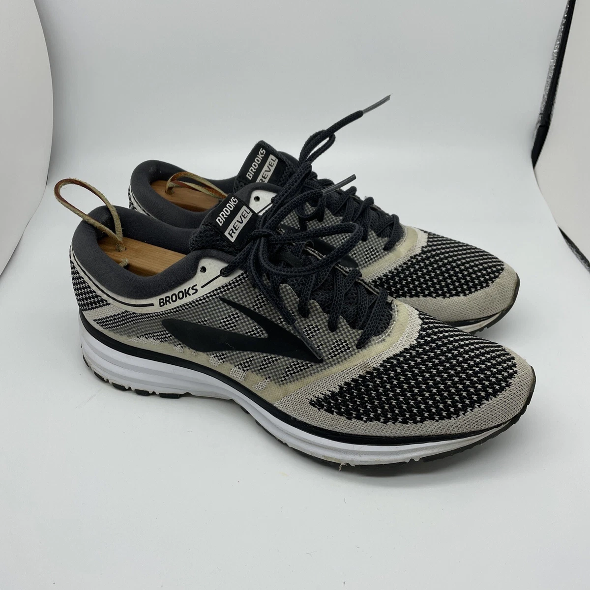 Brooks 1102601d155 top